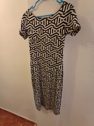 Vestido ajustado estampado Zara