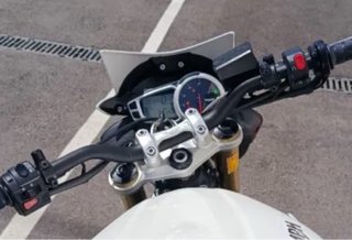 Triumph Street Triple 675 del año 2016 A2