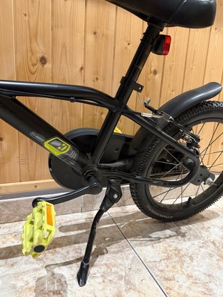 Bicicleta BTWIN Negra y Verde