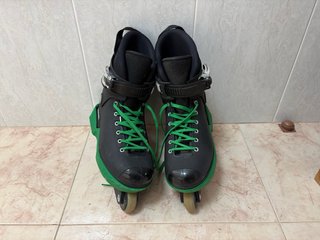 Patines Roces M12 Agresivos Negros/Verdes