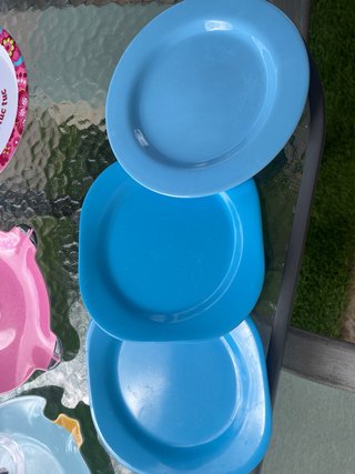 Platos infantiles de plástico