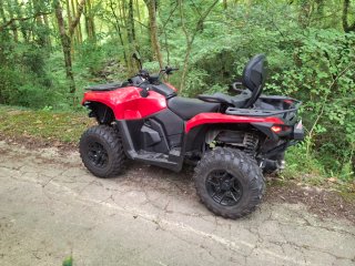 Can-Am Outlander 700 Rotax 2024 Rojo