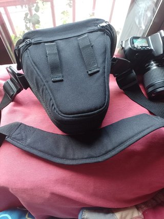 Nikon F70