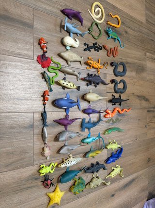 Figuras de goma: animales marinos y reptiles