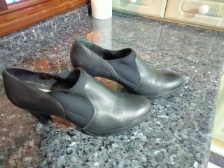 Zapatos de piel negros