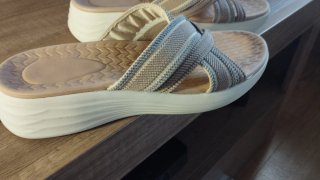 Sandalias tipo Skechers Beige/Gris Talla 36