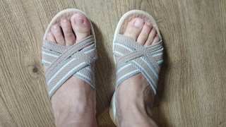 Sandalias tipo Skechers Beige/Gris Talla 36