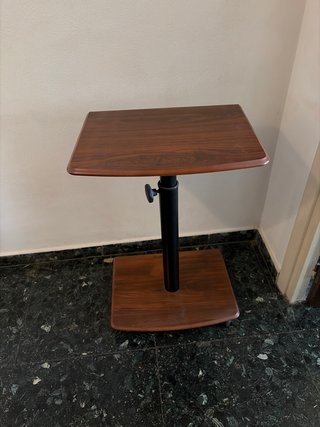 Soporte TV con altura regulable