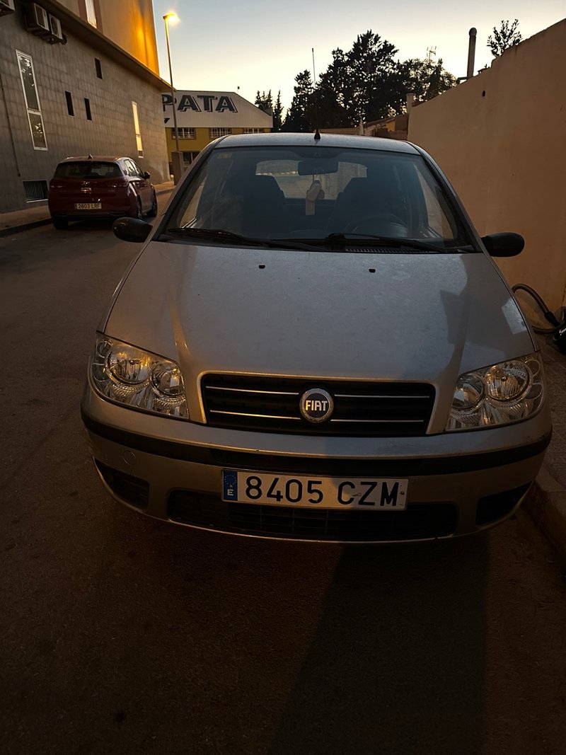 FIAT Punto 2004 - foto 1