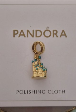Pandora Charm Castillo Dorado y Turquesa