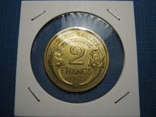 Lote 3 Monedas Francesas: 50 cts, 1 Fr, 2 Fr