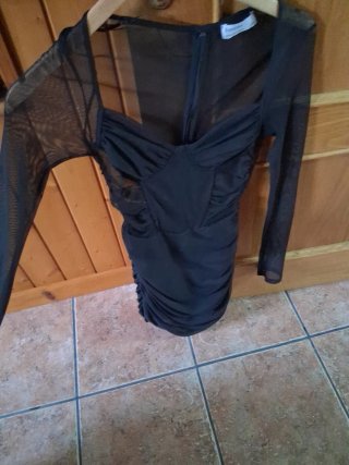 Vestido Bershka negro manga larga