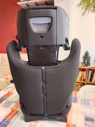 Silla coche Britax Römer. Alzador con respaldo.
