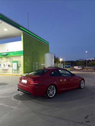 BMW 330i N52
