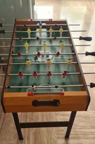 Futbolín de madera para niños