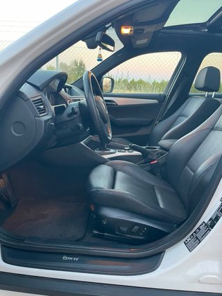 BMW X1 2011
