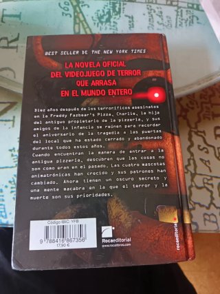 Five Nights at Freddy's. Los Otros Animatrónico...