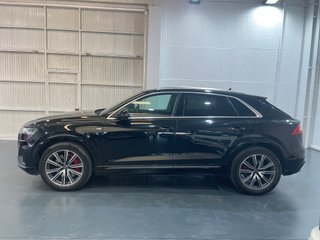 Audi Q8 55 TFSIe 280kW (381CV) quattro tiptronic