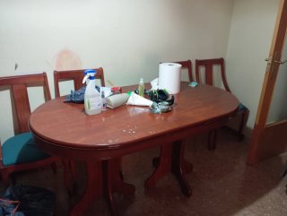 Mesa comedor madera con 4 sillas