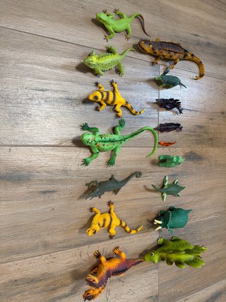 Lote figuras animales plástico y goma