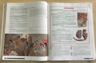 Libros de texto de 1 ESO colegio apostol santiago