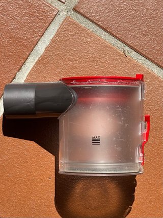 Aspirador de mano Dyson SV 10.