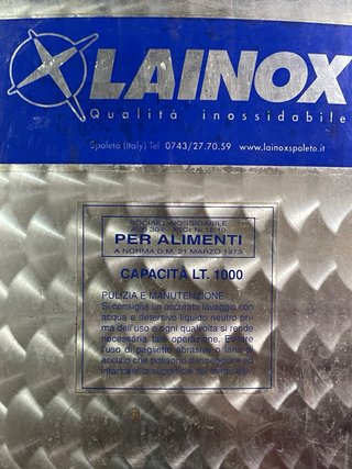 Cubas Inox, Estrujadora y Carretillo Sulfatadora