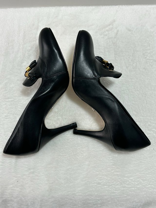 Zapatos de tacón piel Menbur negros T. 38