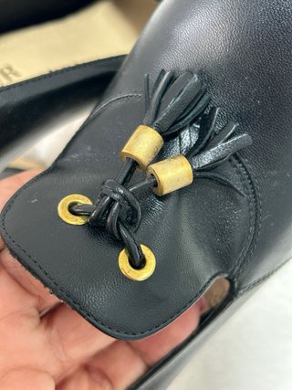 Zapatos de tacón piel Menbur negros T. 38