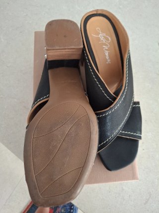 Sandalias Zueco Piel Alpe Talla 40