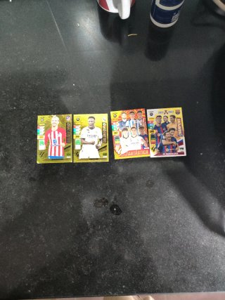Cromos ADRENALYN 25/26-24/25-2022/2023