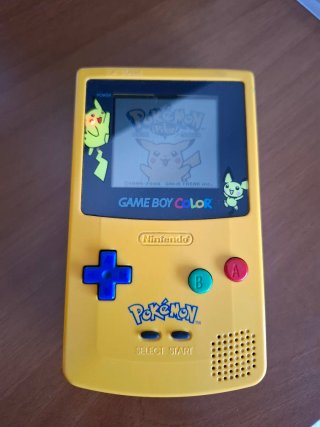Nintendo Game Boy Color Amarillo Pokémon