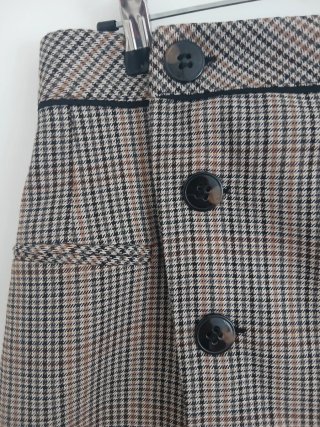 Falda Zara cuadros botones Talla S