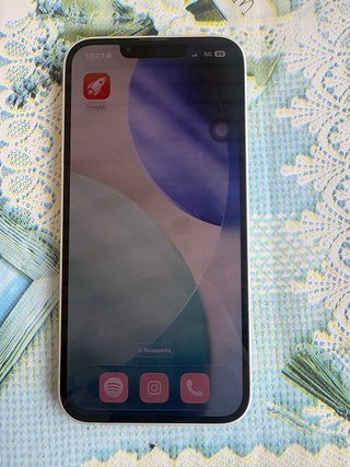 iPhone 16e