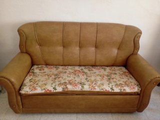 Regalo sofá cama 3+2 polipiel marrón. NO ESCALERAS