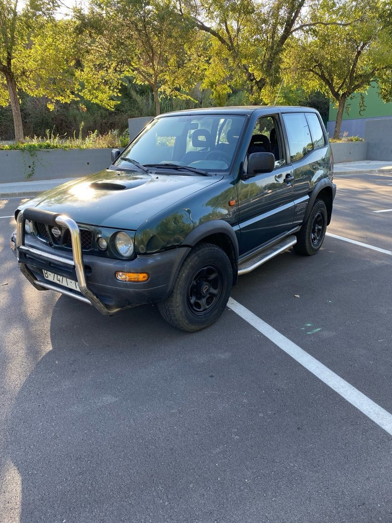 Nissan Terrano II 1998 - foto 1