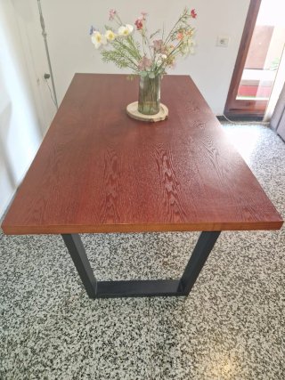 Mesa madera maciza 160 x 90. Beliani