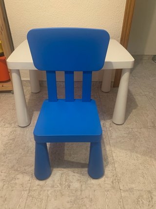 Mesa y Sillas Ikea Niños