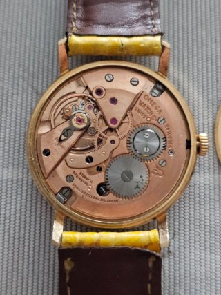 Omega Geneve 18k Oro