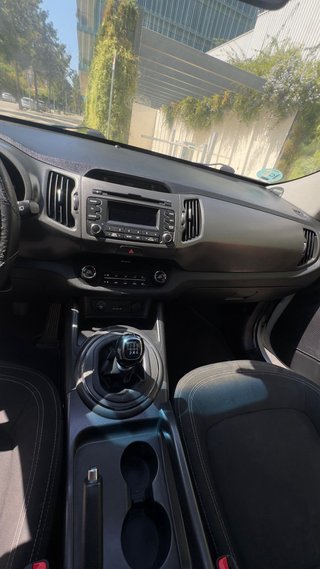 KIA Sportage Drive 2012