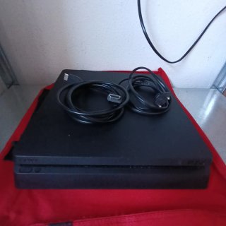 PS4 (PlayStation 4) Negra Slim 1tb