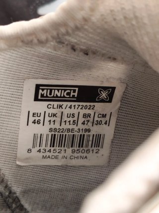 Zapatillas Munich grises y blancas