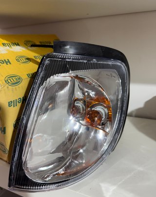 Piloto intermitente izquierdo Nissan Terrano