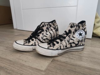 Converse cuña estampado blanco y negro