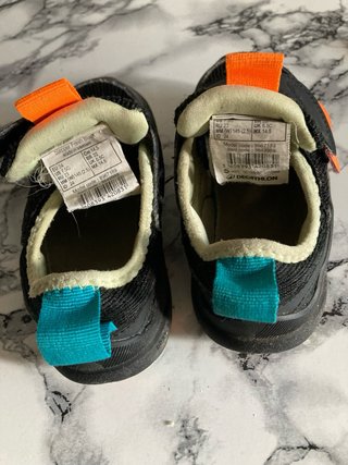 Zapatillas respetuosas T.24