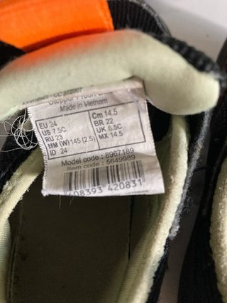 Zapatillas respetuosas T.24