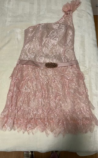 Vestido Sonia Peña con tocado hecho a mano