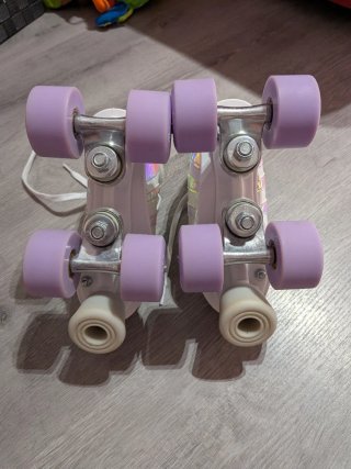 Patines Artísticos Blancos con Ruedas Moradas