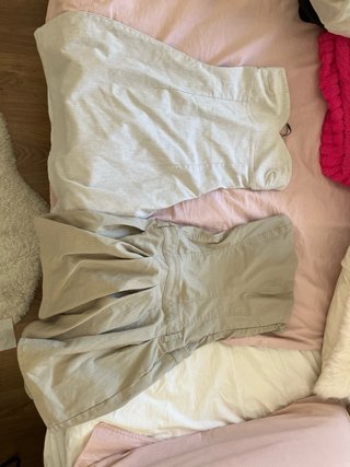 Dos vestidos Bershka beige