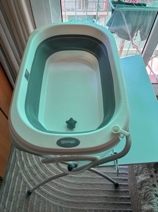 Bañera y cambiador de bebé plegable
